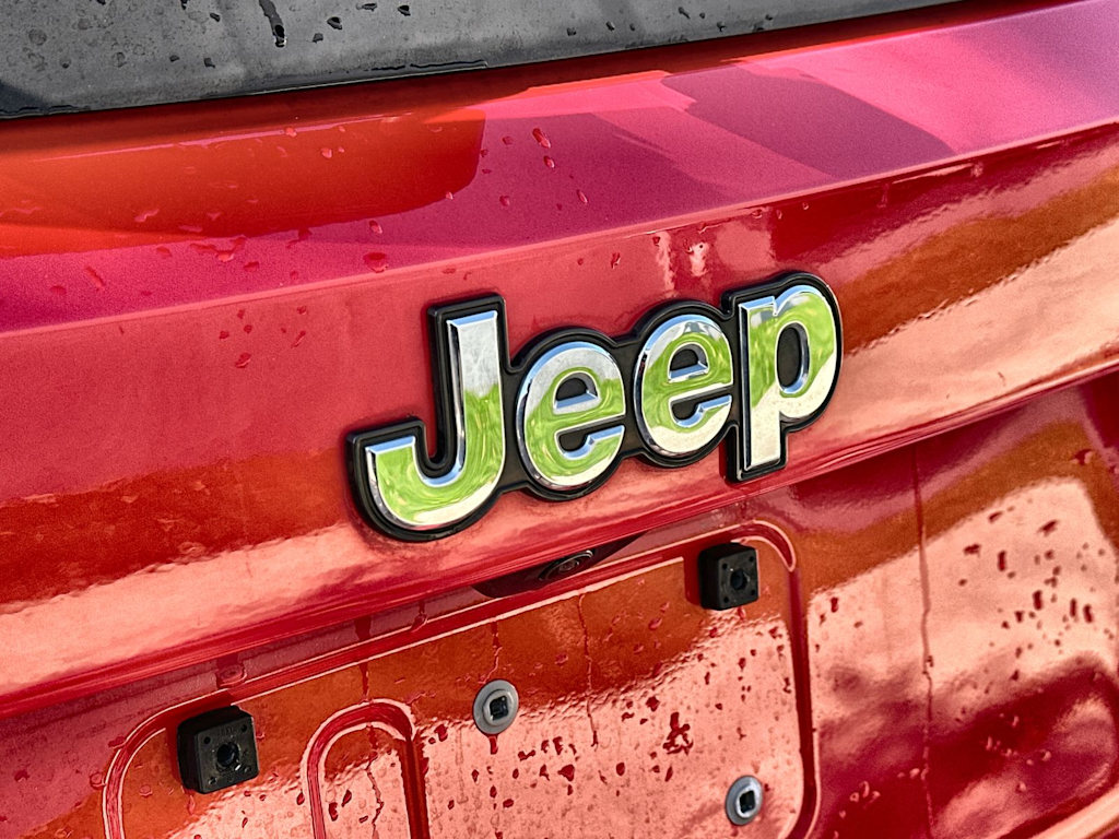 Thumbnail: 2020 Jeep Renegade - 23