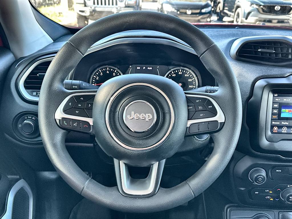 Thumbnail: 2020 Jeep Renegade - 10