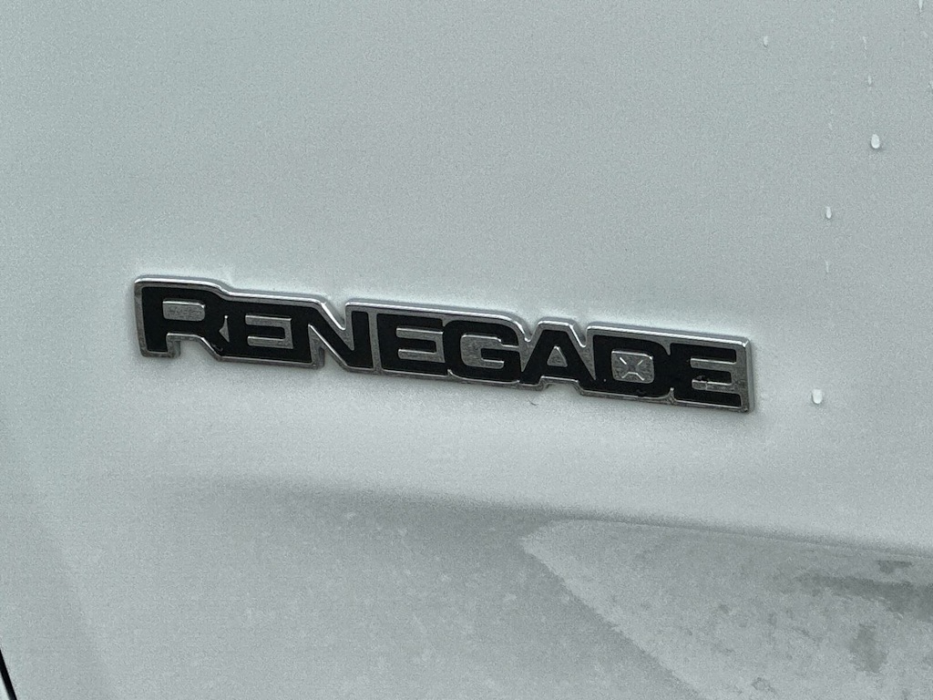 Thumbnail: 2023 Jeep Renegade - 7