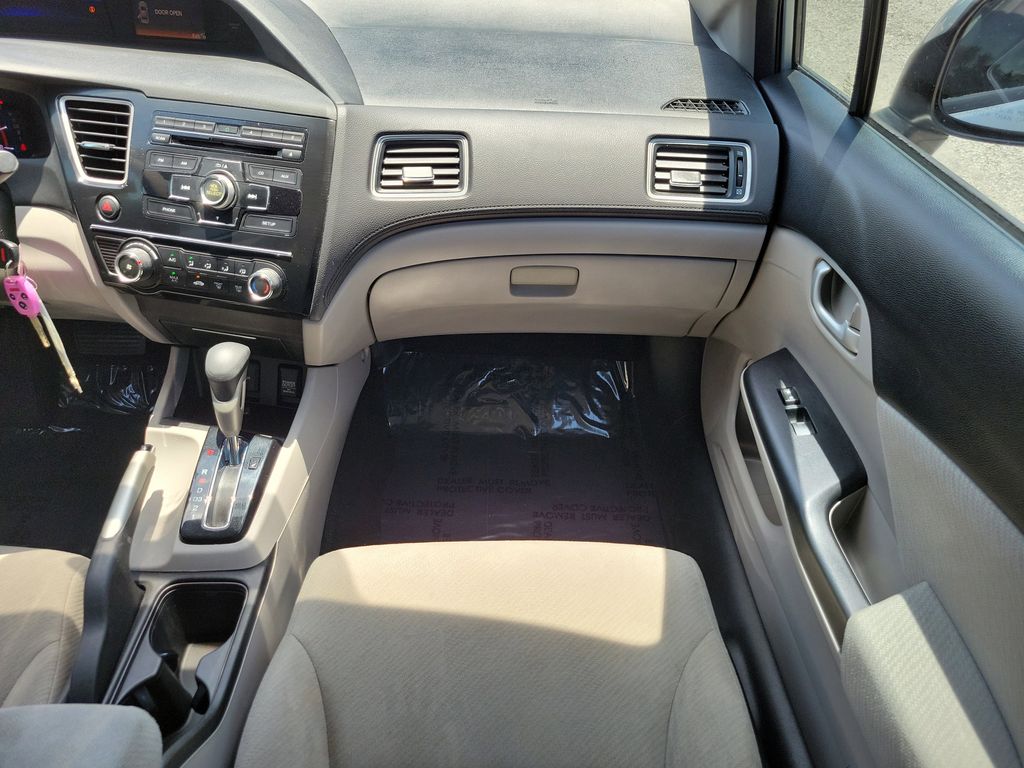 Thumbnail: 2013 Honda Civic - 10