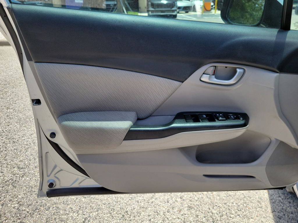 Thumbnail: 2013 Honda Civic - 20