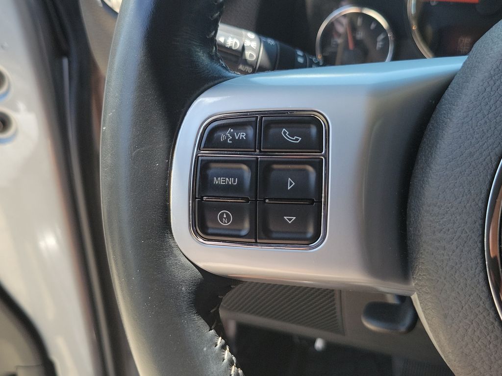 Thumbnail: 2016 Jeep Wrangler - 25