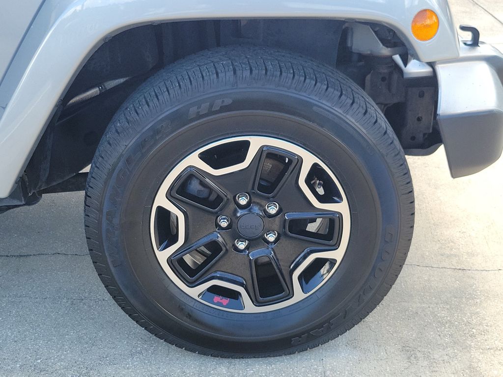 Thumbnail: 2016 Jeep Wrangler - 5