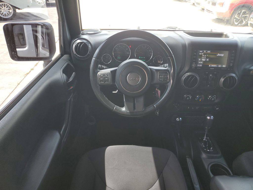 Thumbnail: 2018 Jeep Wrangler - 10