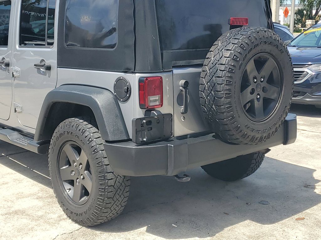 Thumbnail: 2018 Jeep Wrangler - 6