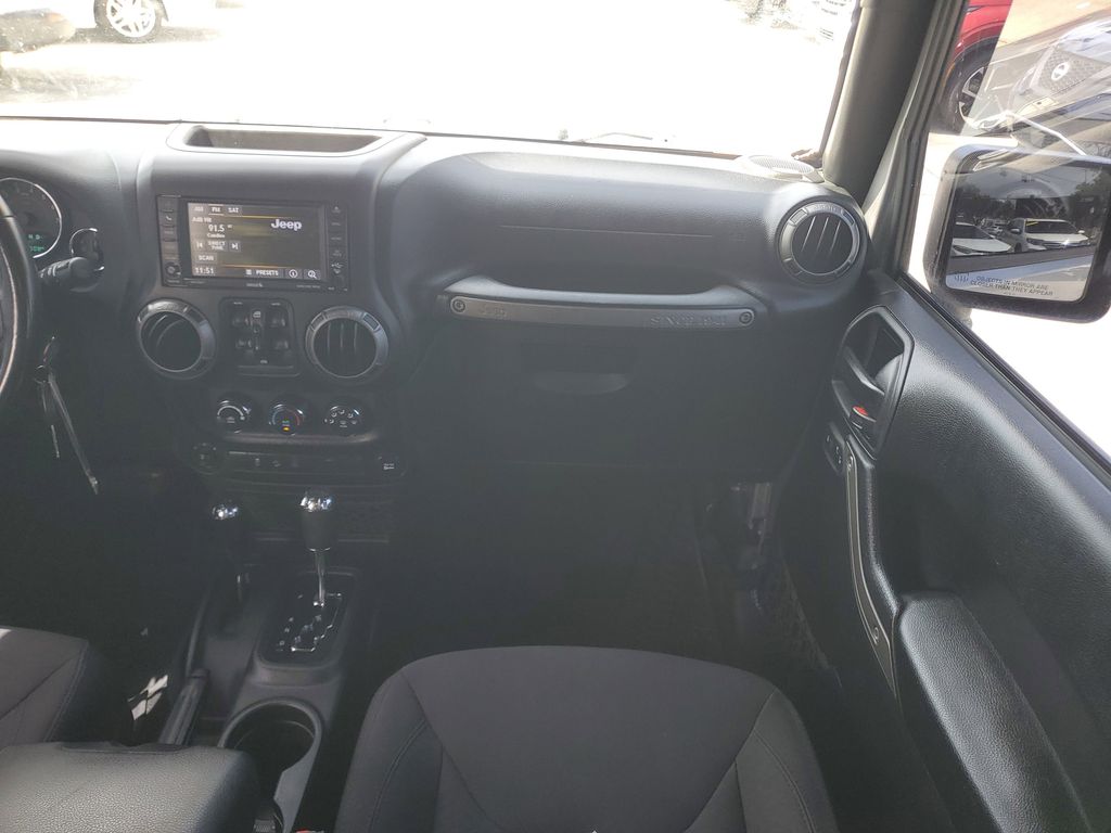 Thumbnail: 2018 Jeep Wrangler - 7