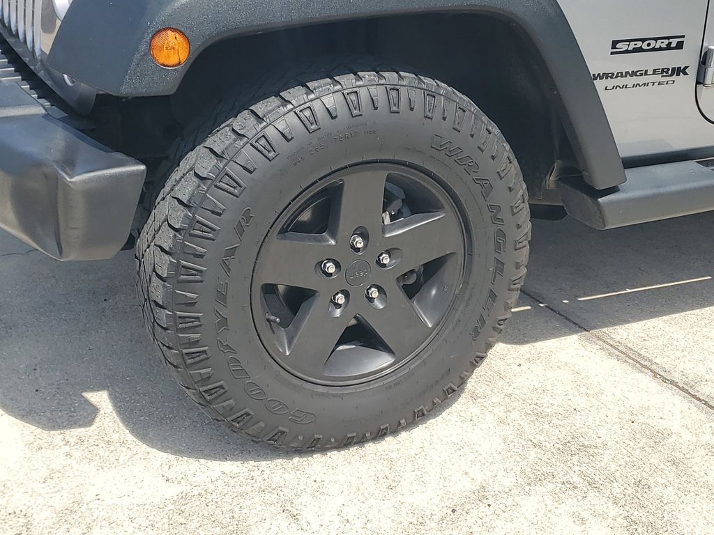 Thumbnail: 2018 Jeep Wrangler - 5