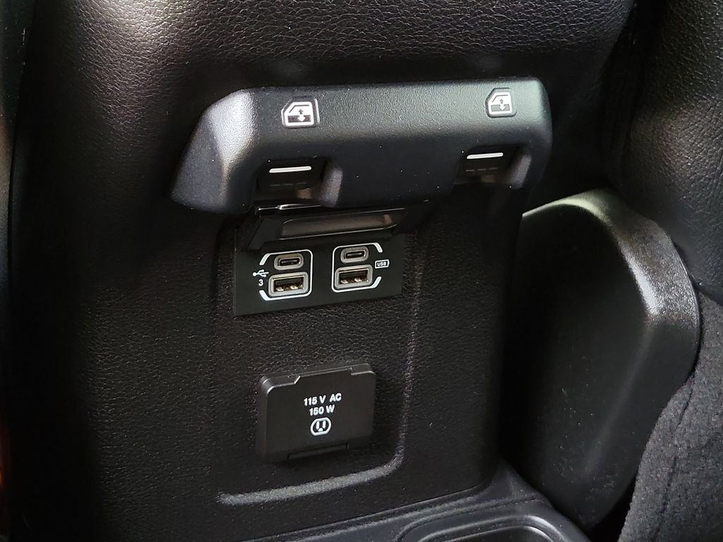 Thumbnail: 2020 Jeep Wrangler - 19