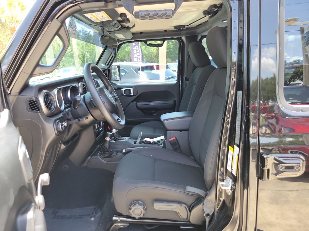 Thumbnail: 2020 Jeep Wrangler - 7
