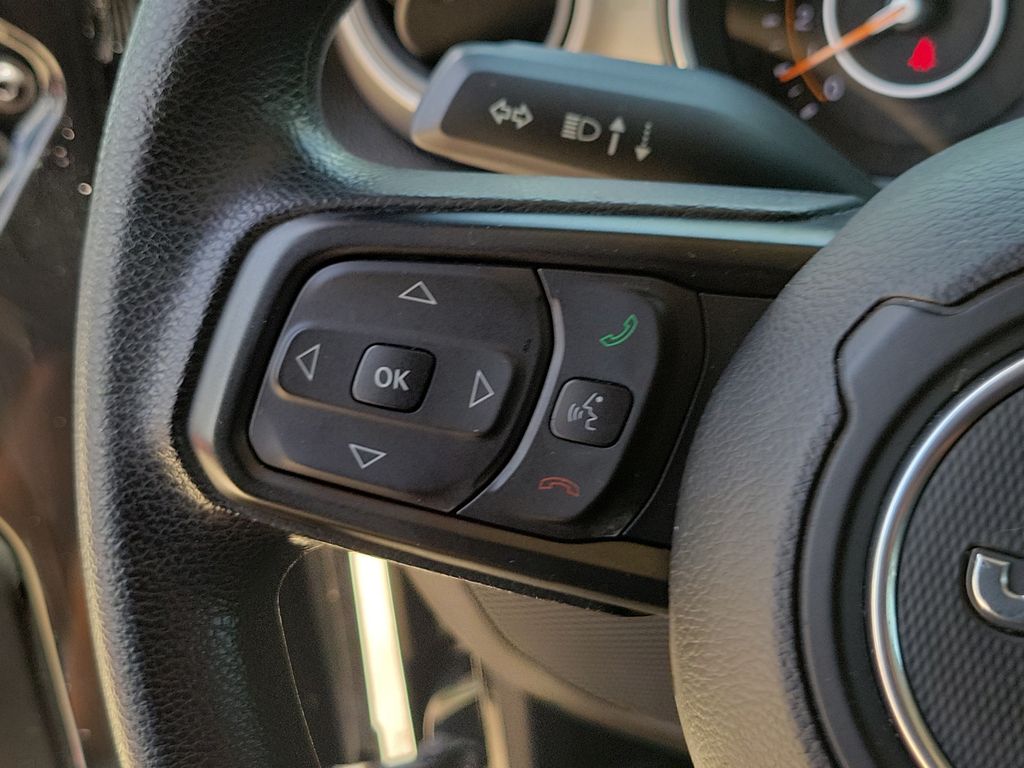 Thumbnail: 2020 Jeep Wrangler - 25