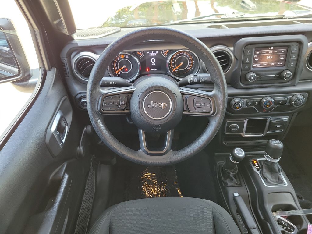 Thumbnail: 2020 Jeep Wrangler - 9