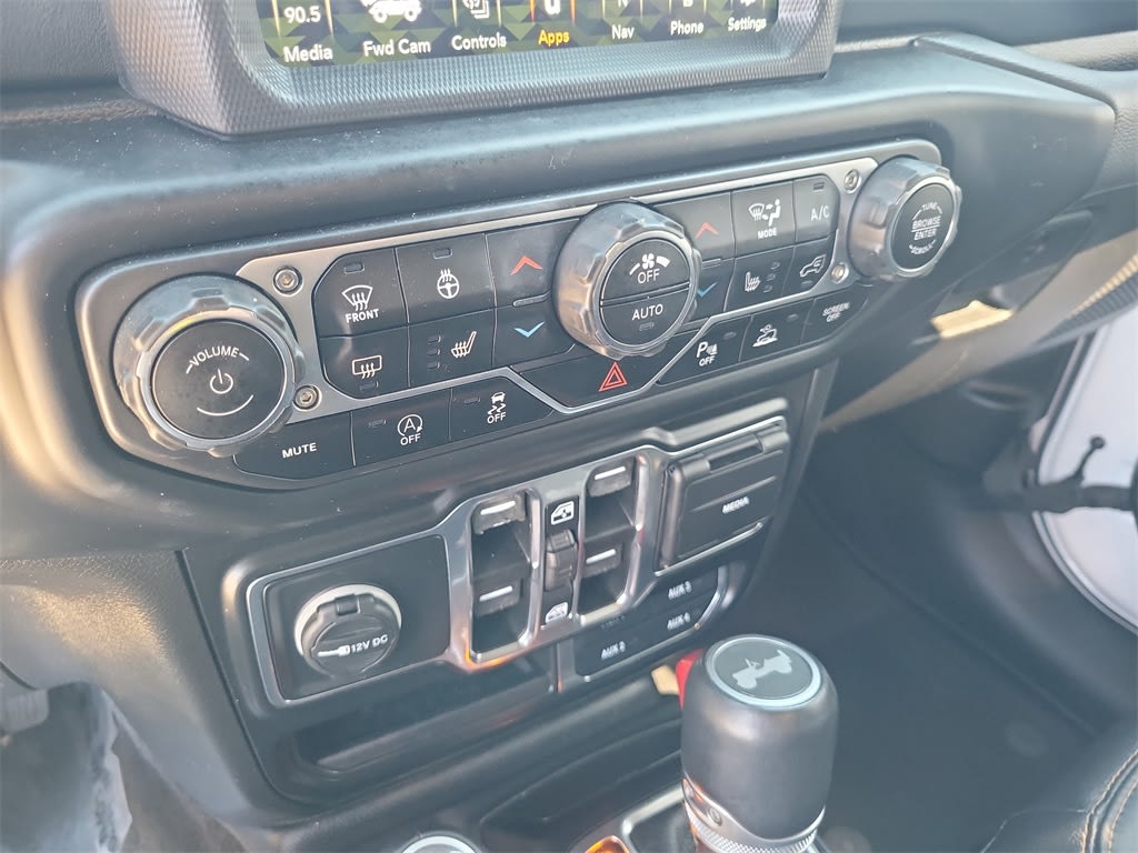 Thumbnail: 2022 Jeep Wrangler - 26