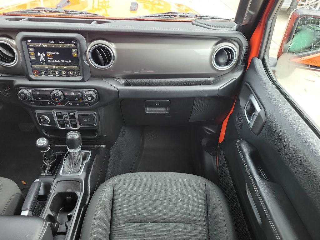 Thumbnail: 2018 Jeep Wrangler - 5