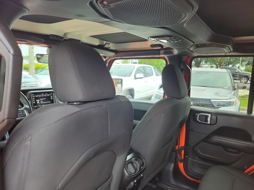 Thumbnail: 2018 Jeep Wrangler - 13