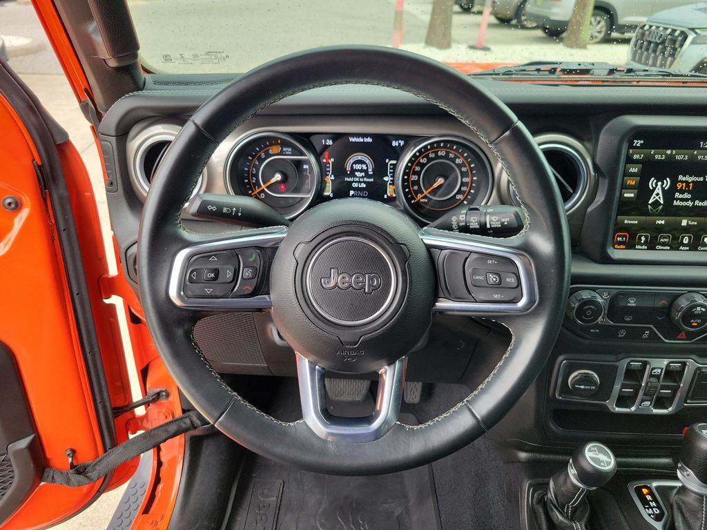Thumbnail: 2018 Jeep Wrangler - 23
