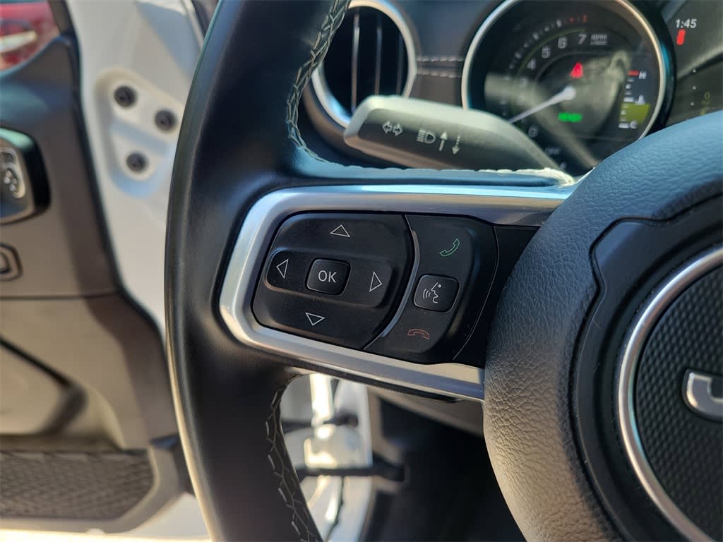 Thumbnail: 2021 Jeep Wrangler - 28