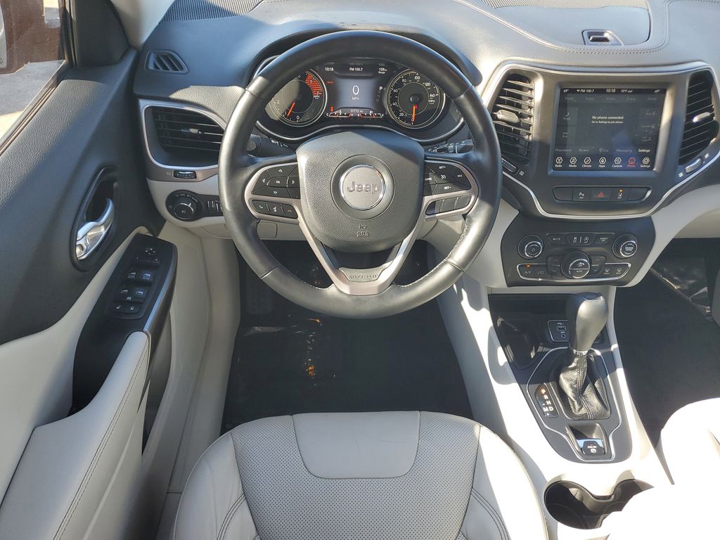 Thumbnail: 2021 Jeep Cherokee - 6