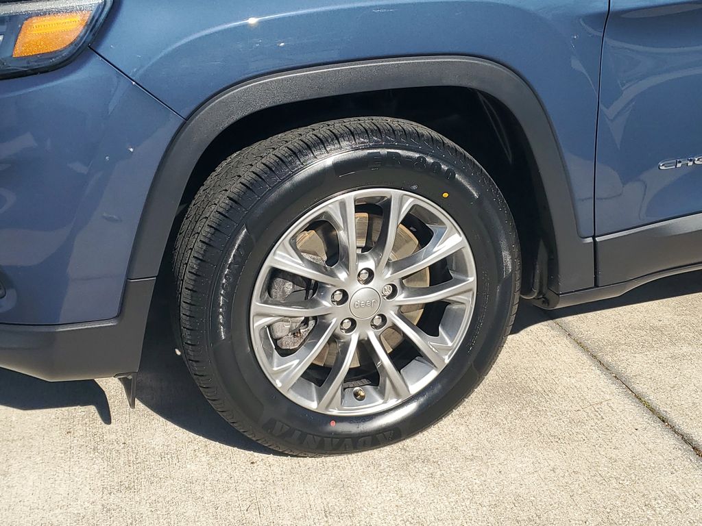 Thumbnail: 2021 Jeep Cherokee - 5
