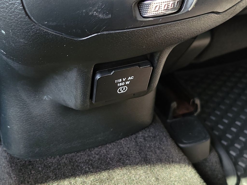 Thumbnail: 2015 Jeep Cherokee - 20