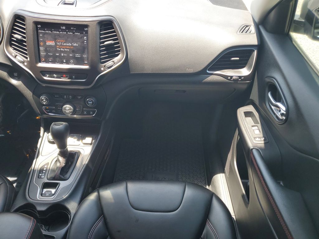 Thumbnail: 2020 Jeep Cherokee - 6
