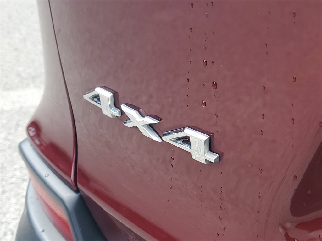 Thumbnail: 2019 Jeep Cherokee - 17