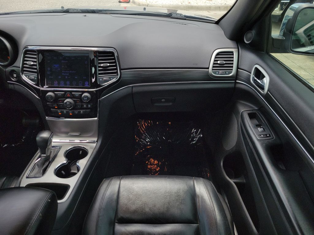 Thumbnail: 2020 Jeep Grand Cherokee - 6