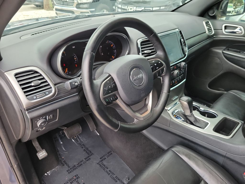 Thumbnail: 2020 Jeep Grand Cherokee - 10