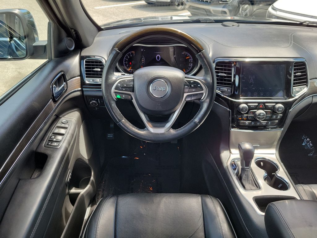 Thumbnail: 2019 Jeep Grand Cherokee - 10