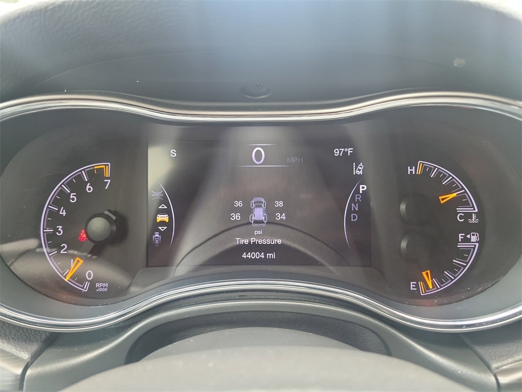 Thumbnail: 2021 Jeep Grand Cherokee - 14