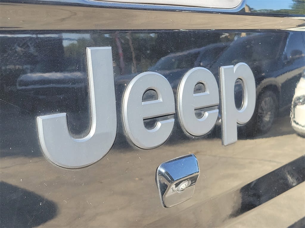 Thumbnail: 2020 Jeep Gladiator - 22