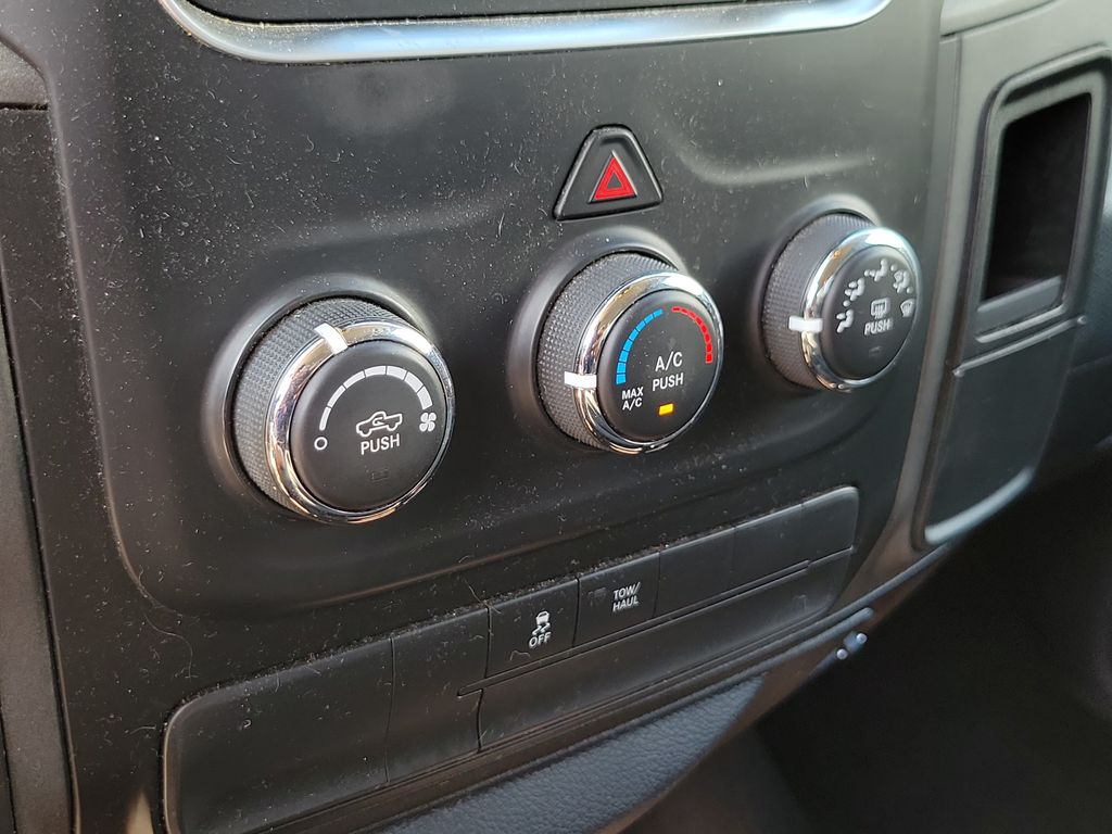 Thumbnail: 2016 RAM 1500 - 28