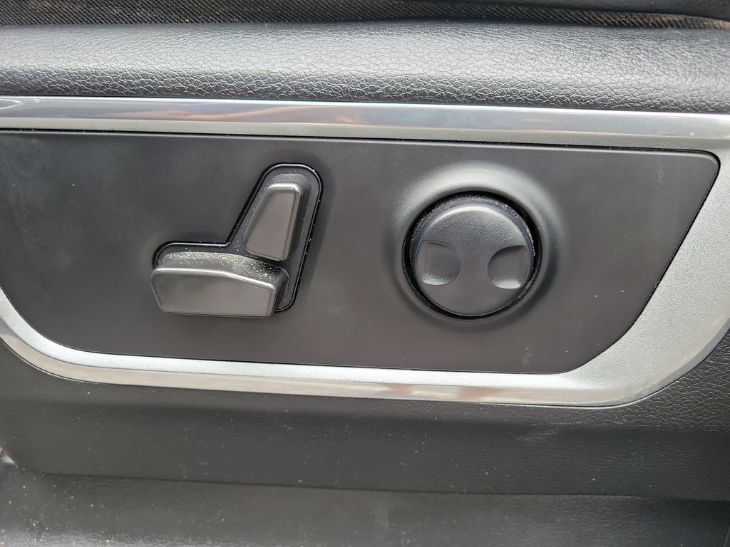 Thumbnail: 2022 RAM 1500 - 19