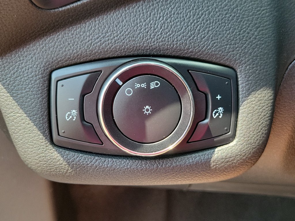 Thumbnail: 2014 Ford Escape - 19