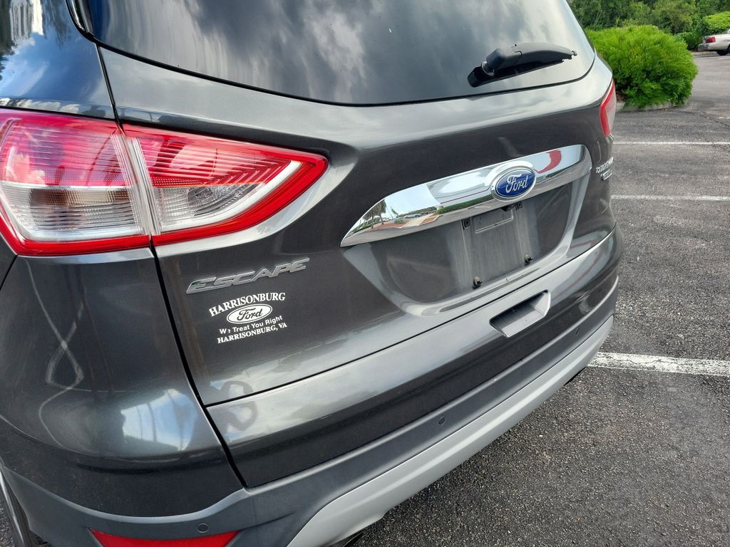 Thumbnail: 2015 Ford Escape - 30