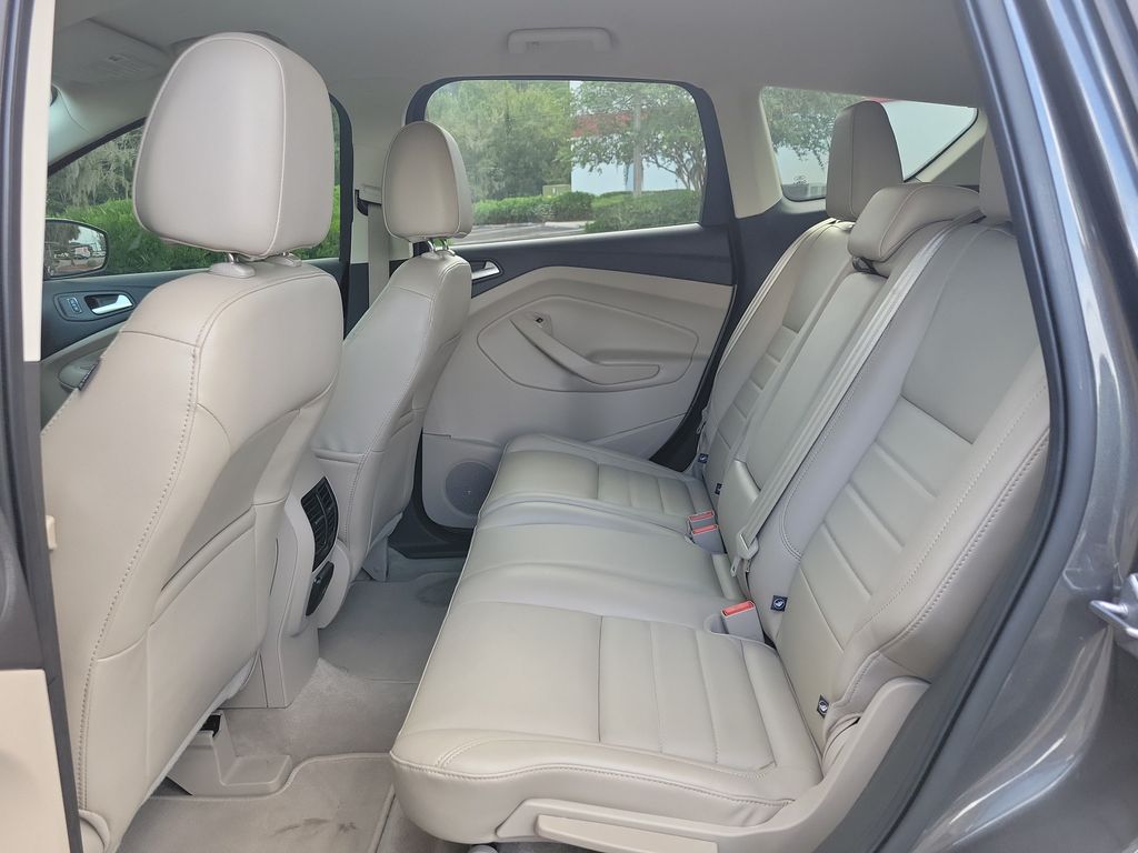 Thumbnail: 2015 Ford Escape - 8