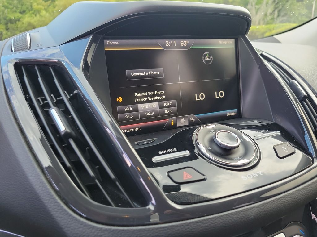 Thumbnail: 2015 Ford Escape - 11