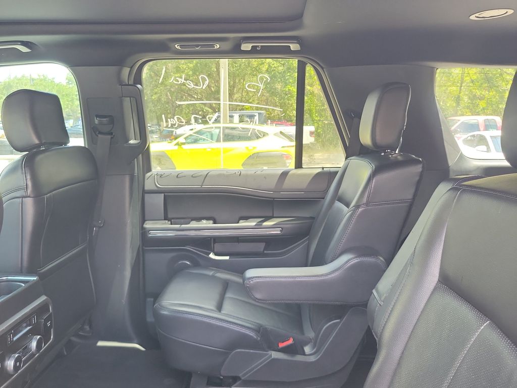 Thumbnail: 2020 Ford Expedition - 9