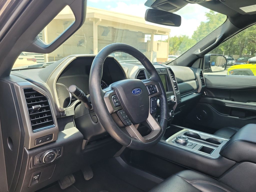 Thumbnail: 2020 Ford Expedition - 10