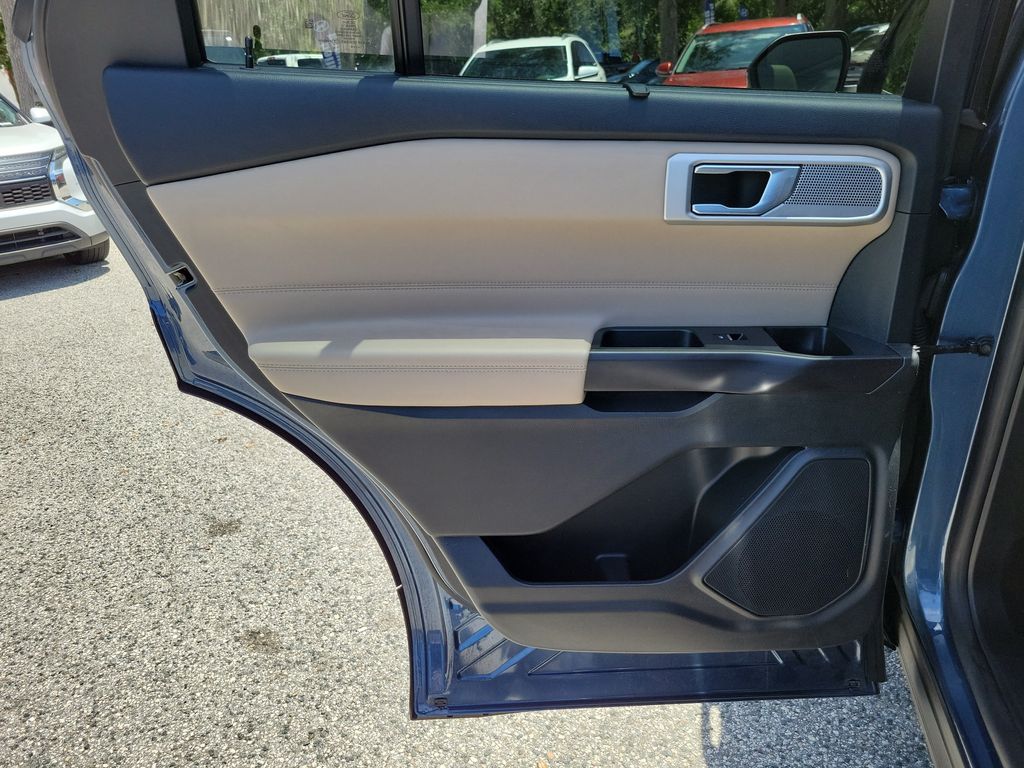 Thumbnail: 2020 Ford Explorer - 19