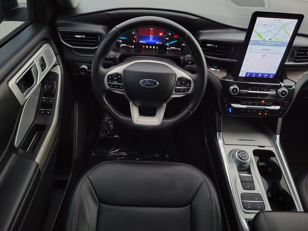 Thumbnail: 2022 Ford Explorer - 6