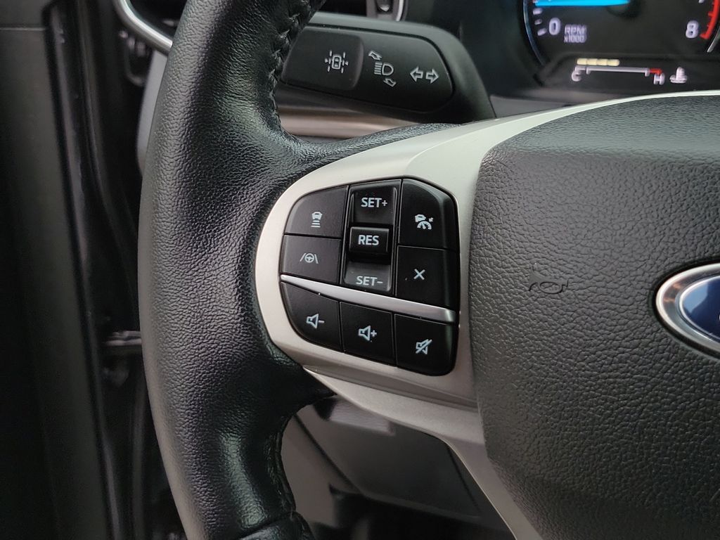 Thumbnail: 2022 Ford Explorer - 26