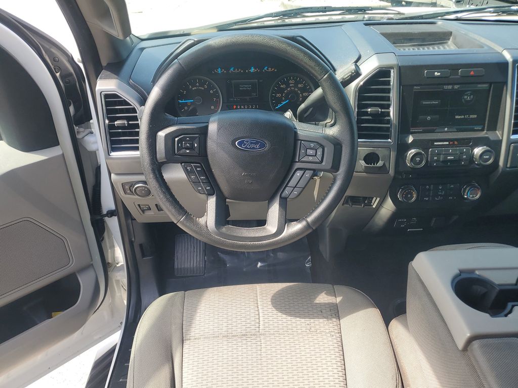 Thumbnail: 2015 Ford F-150 - 9