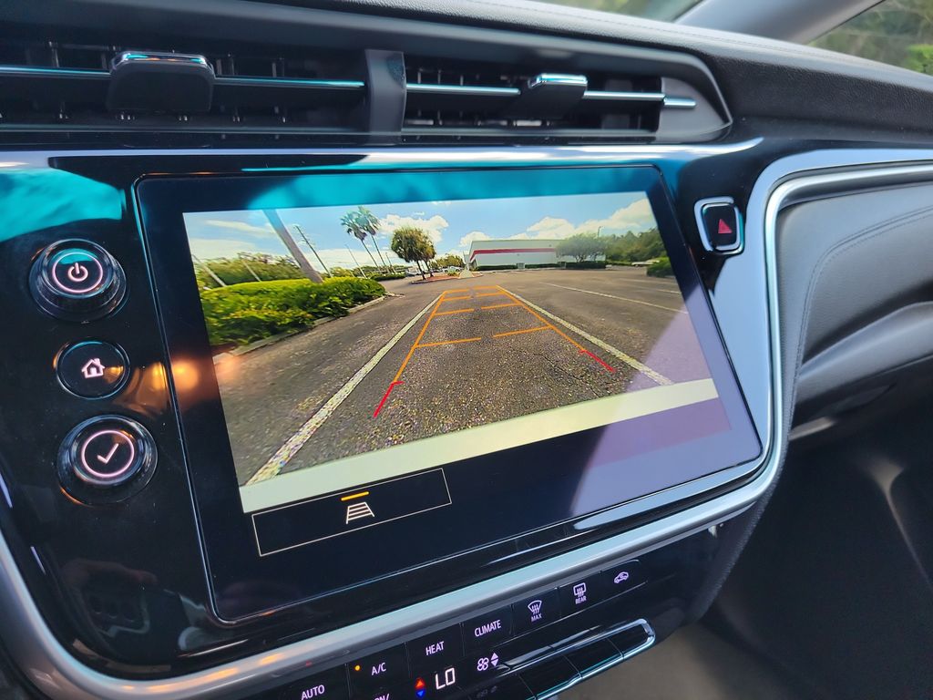 Thumbnail: 2023 Chevrolet Bolt EV - 20