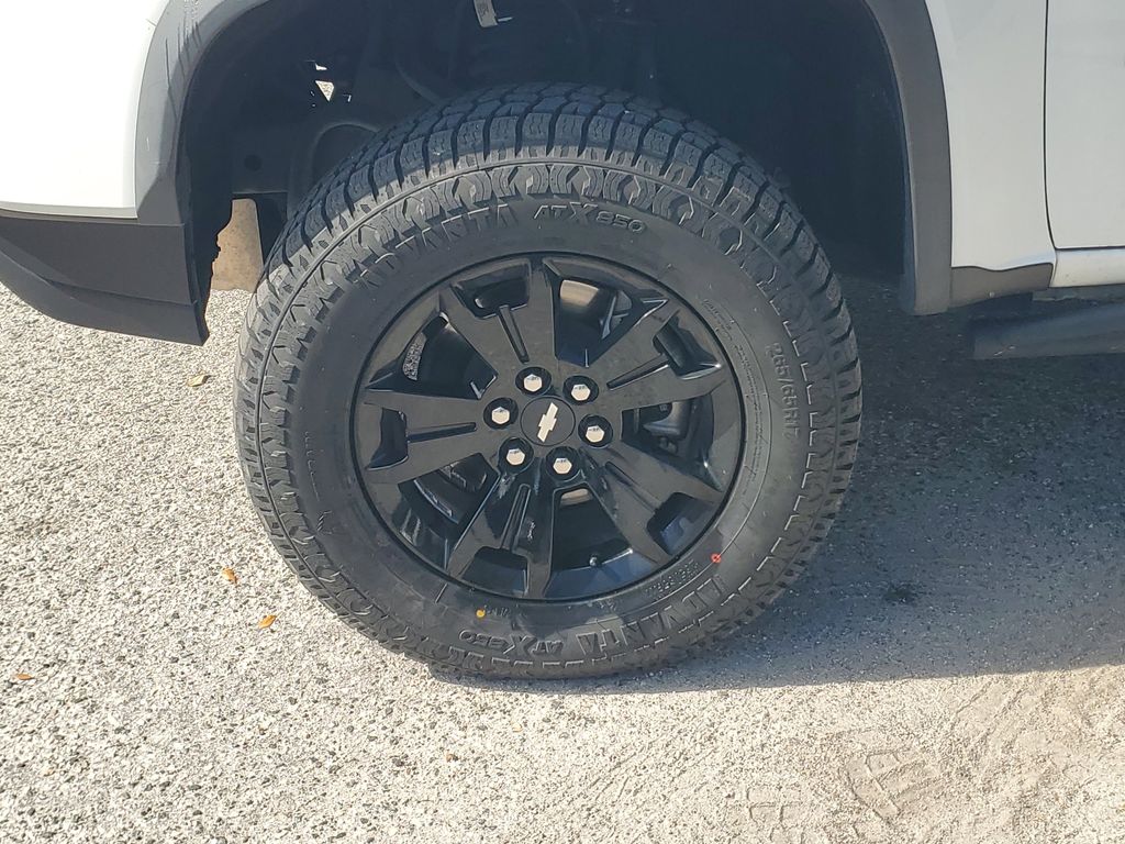 Thumbnail: 2021 Chevrolet Colorado - 5