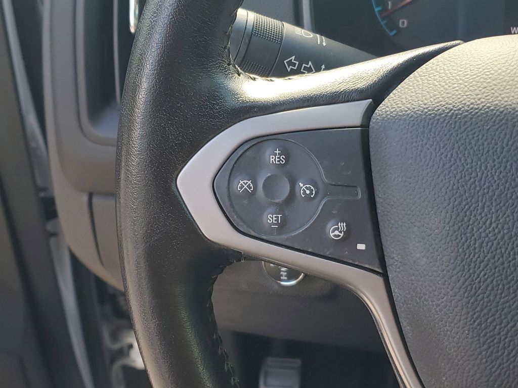 Thumbnail: 2021 Chevrolet Colorado - 26