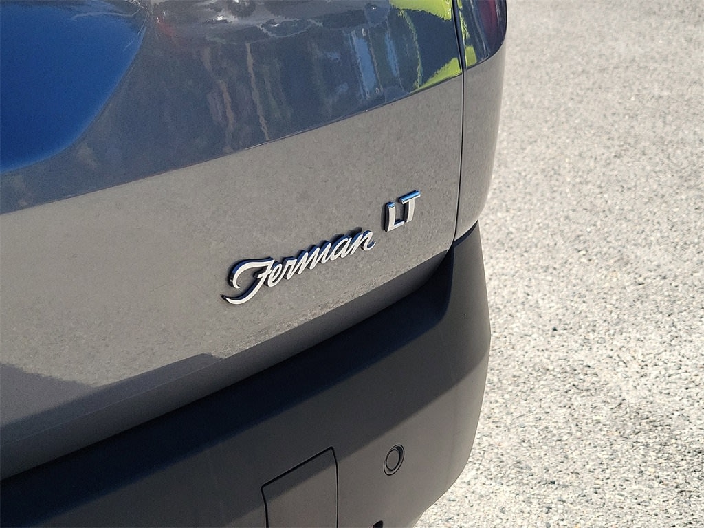 Thumbnail: 2019 Chevrolet Traverse - 4