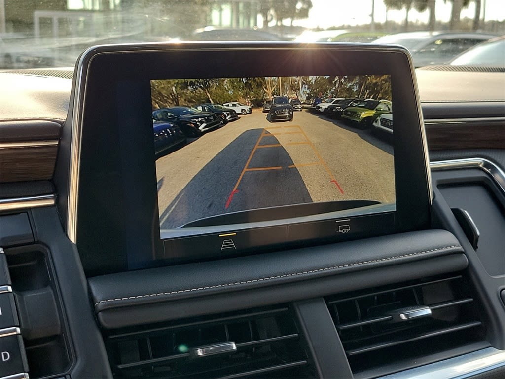 2023 Chevrolet Suburban Premier 31