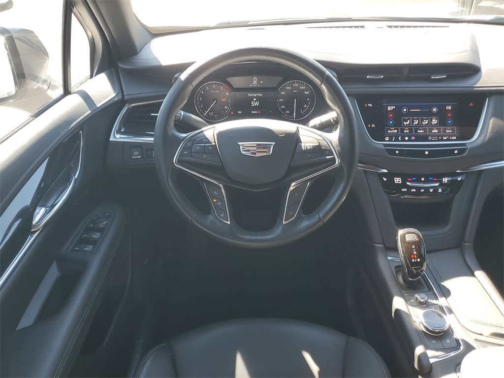 Thumbnail: 2021 Cadillac XT5 - 6