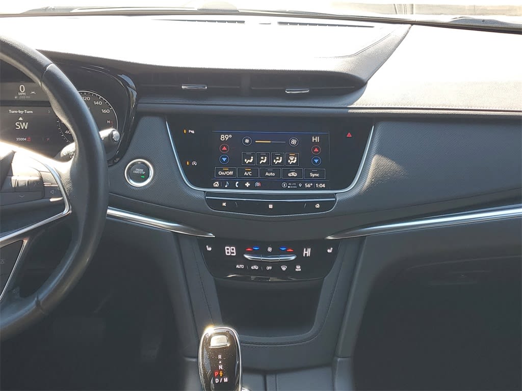 Thumbnail: 2021 Cadillac XT5 - 9