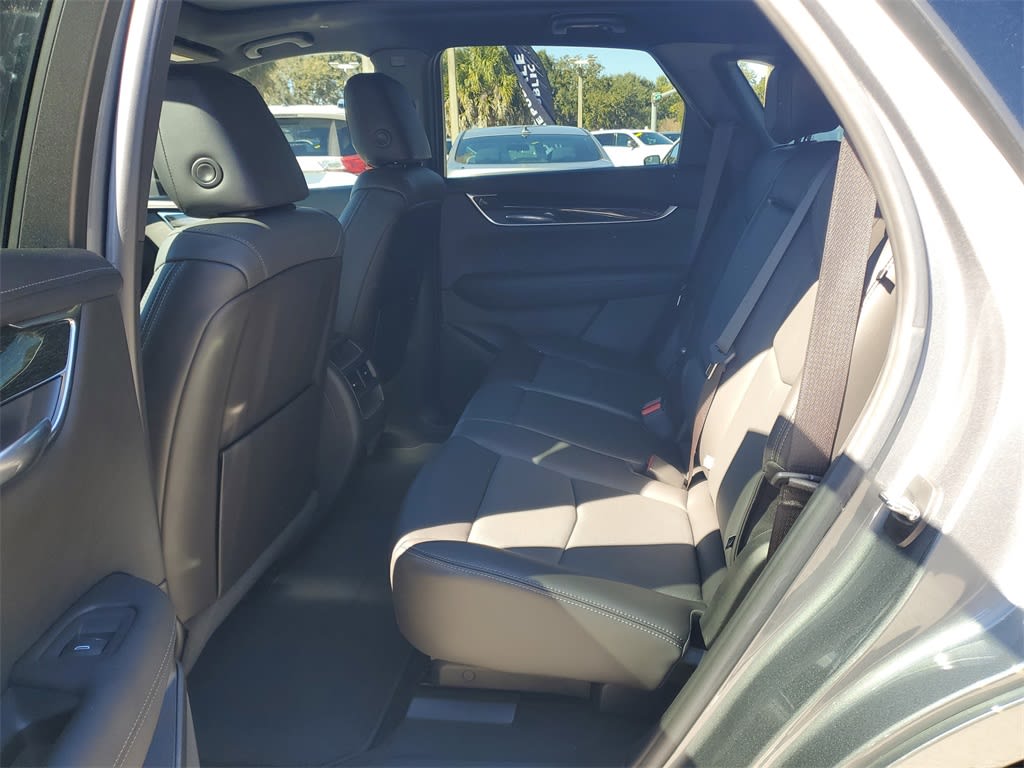 Thumbnail: 2021 Cadillac XT5 - 8